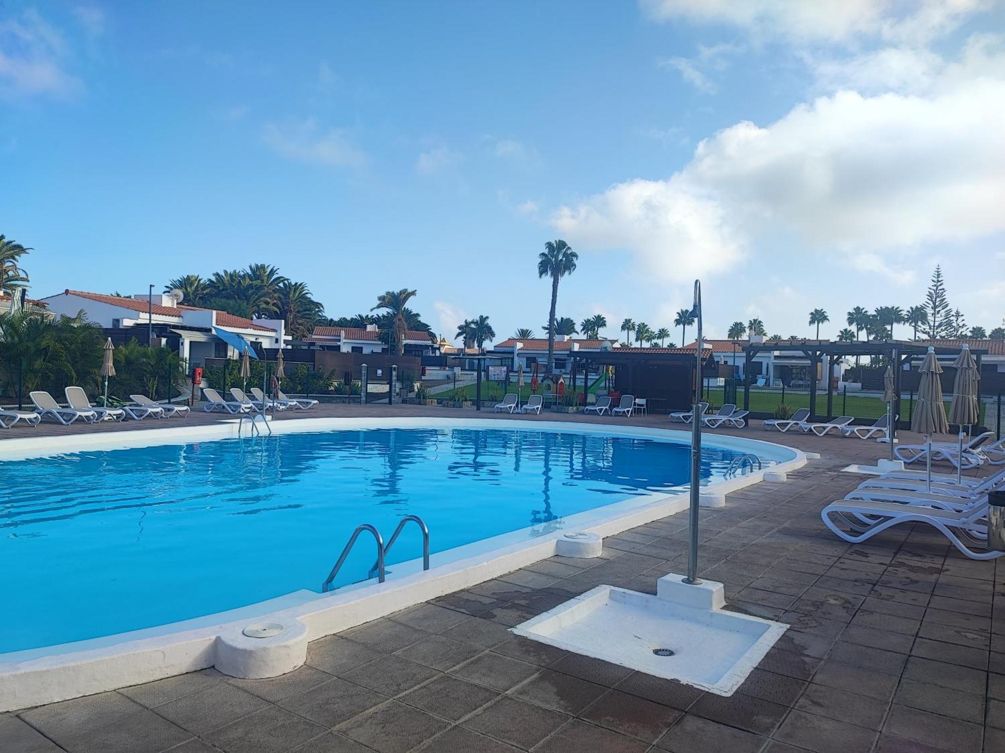 Bungalow Maspalomas Golf Con Jacuzzi, Piscina Y Jardin San Bartolomé Kültér fotó