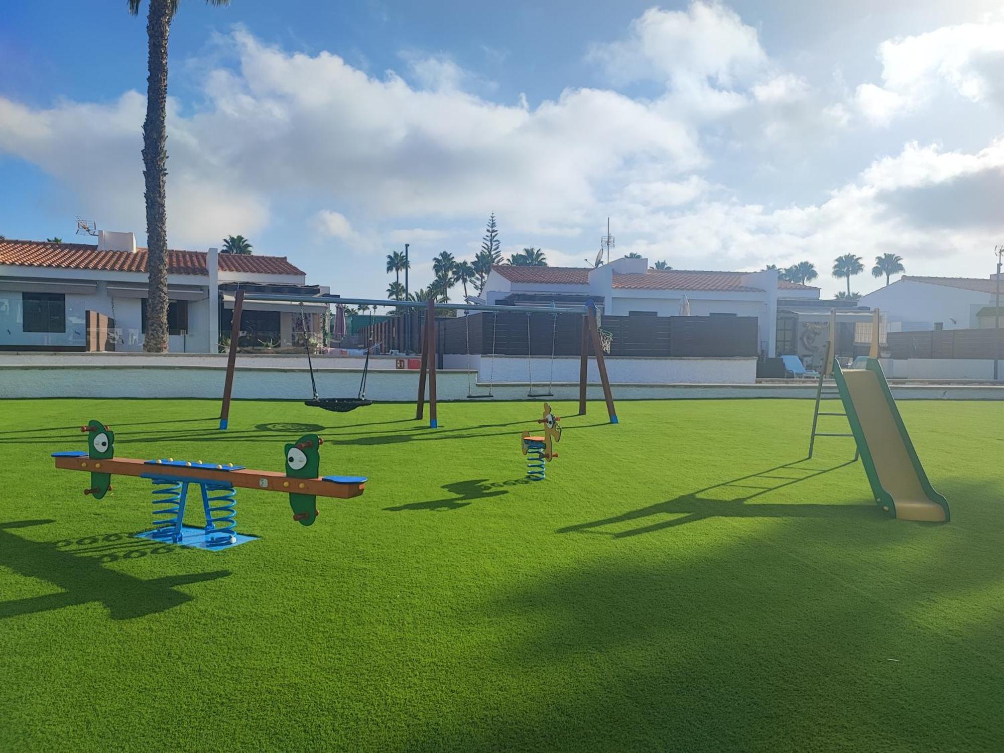 Bungalow Maspalomas Golf Con Jacuzzi, Piscina Y Jardin San Bartolomé Kültér fotó